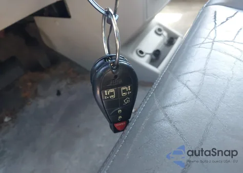 2009 Volkswagen Routan Sel from USA, damaged, VIN 2V8HW54X89R541357